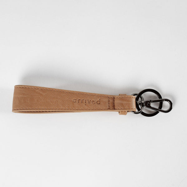 The Arrived Keyring – Cappuccino with Gunmetal Hardware - Arrived Bags